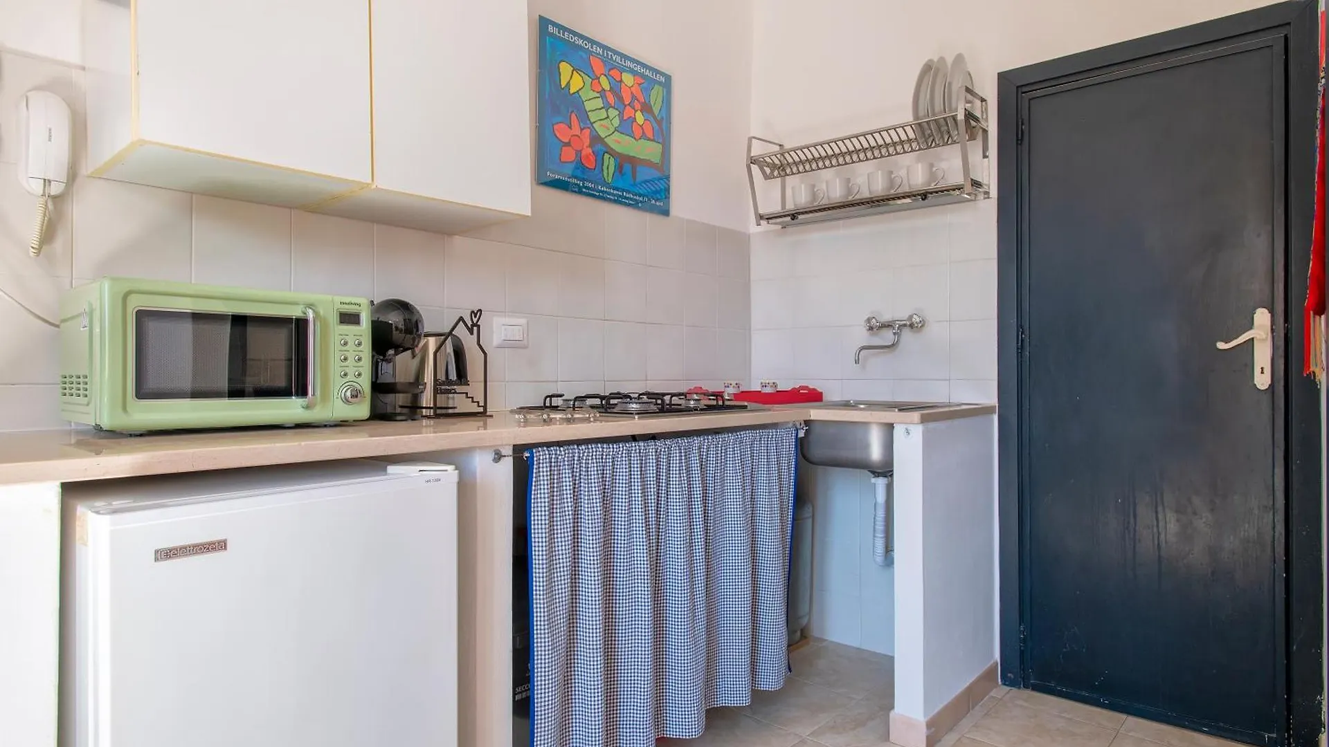 Sardinia Re - La Roda Old Town Alghero Apartment