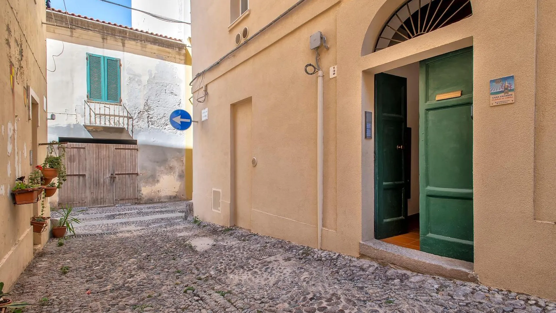 Sardinia Re - La Roda Old Town Alghero