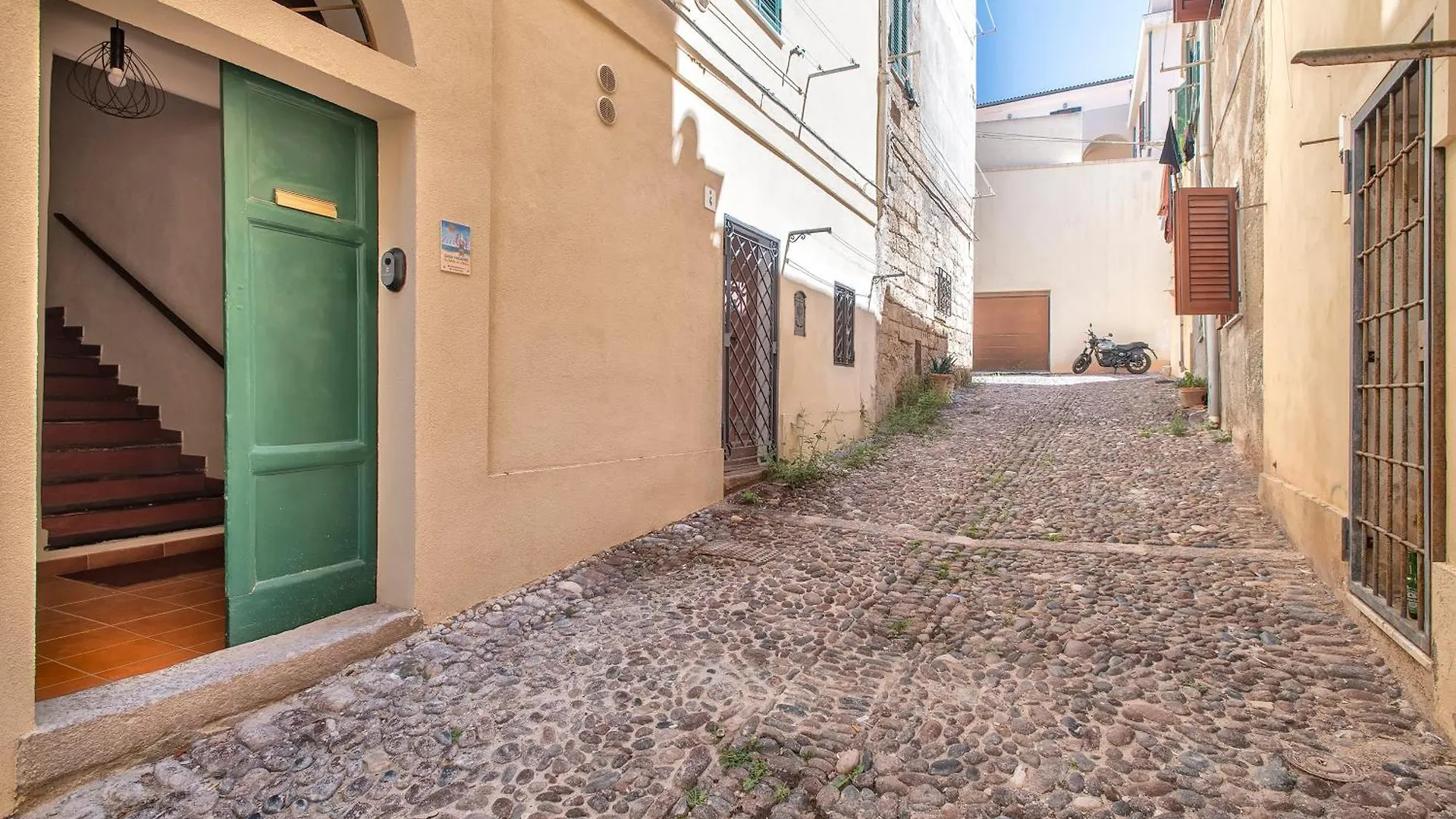 Sardinia Re - La Roda Old Town Alghero Apartment